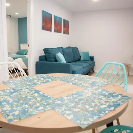 Lejlighedshotel Pregonero Urban - Azul Soria